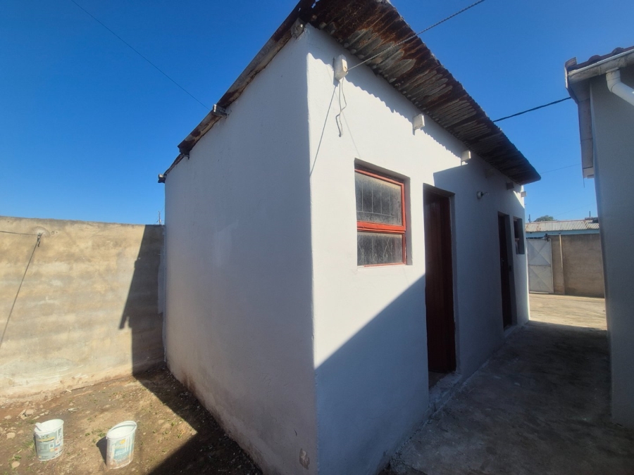 2 Bedroom Property for Sale in Soweto On Sea Eastern Cape